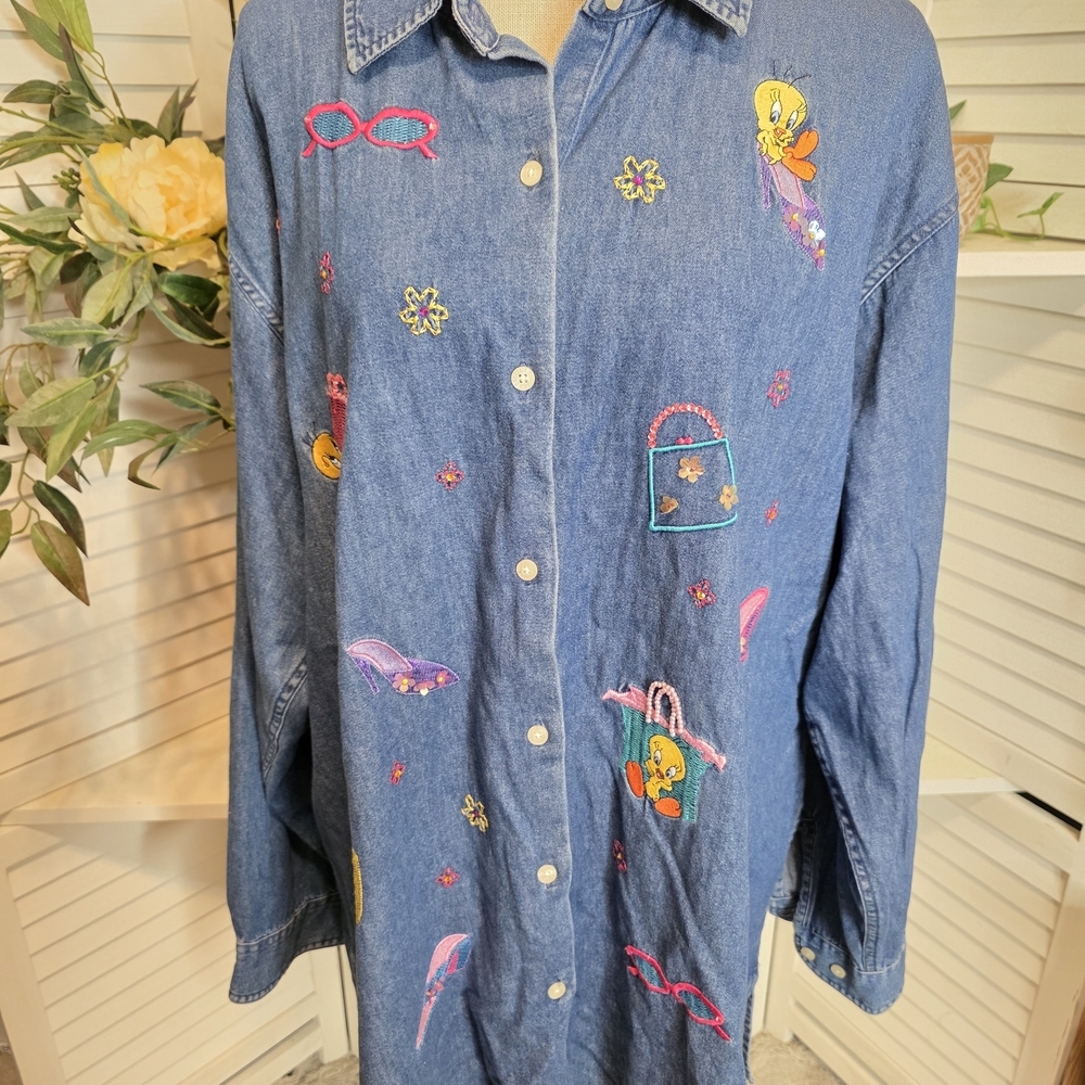 Warner Bros. Studio Store Vintage Denim Shirt 2XL 1385 - Picture 2 of 9
